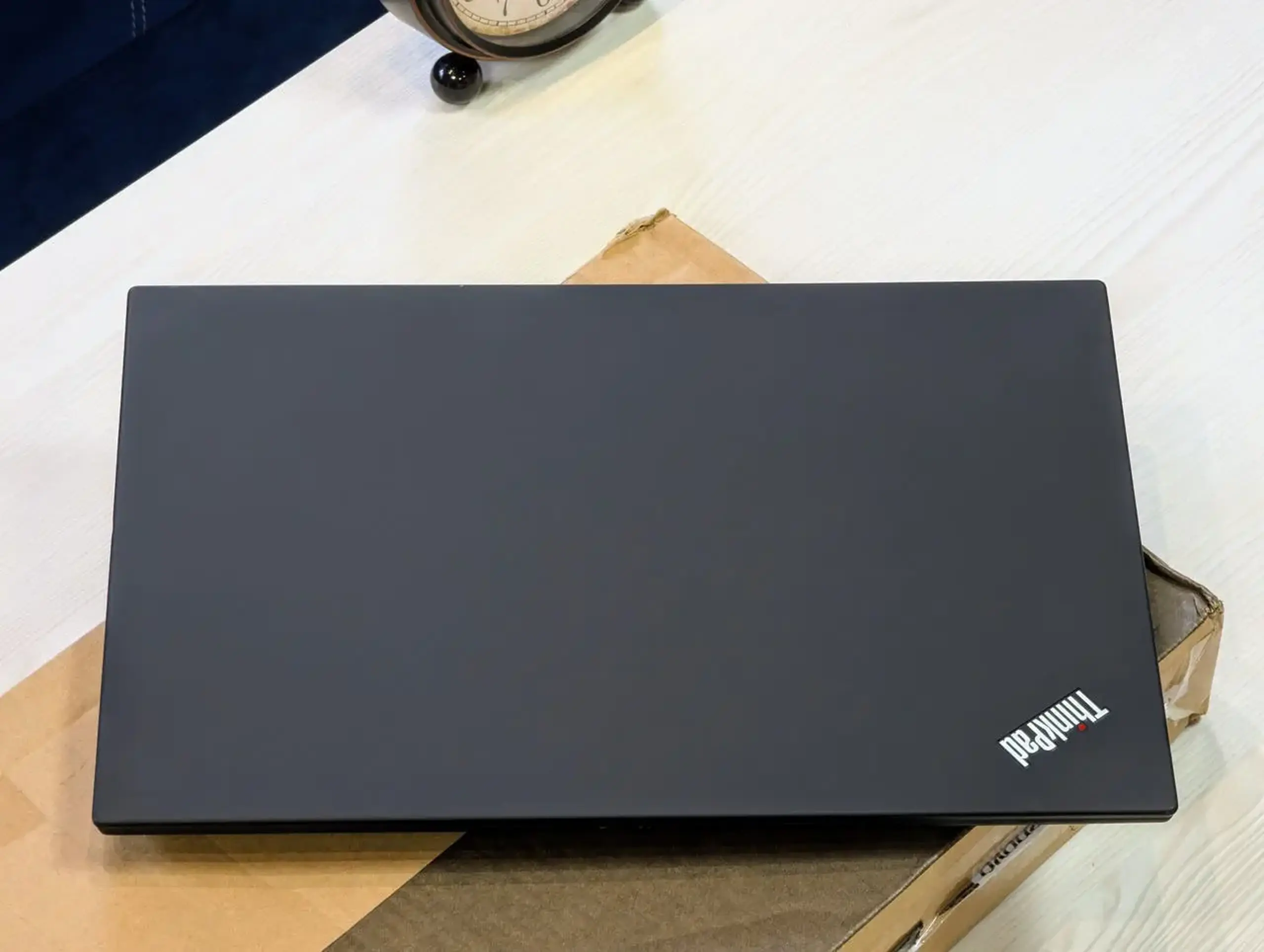 Lenovo ThinkPad T15 Gen 1 | i7-10610U | 16GB | SSD 1TB | NVIDIA MX330 | 15,6″ 4K