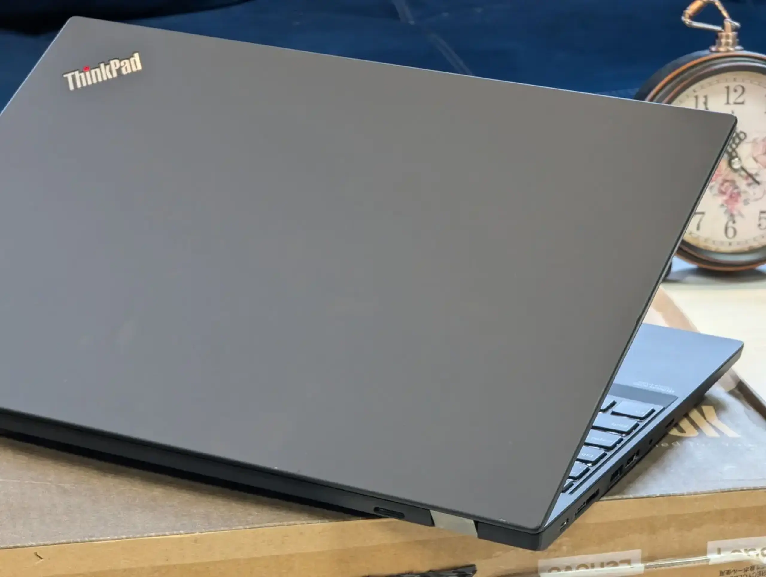 Lenovo ThinkPad T15 Gen 1 | i7-10610U | 16GB | SSD 1TB | NVIDIA MX330 | 15,6″ 4K