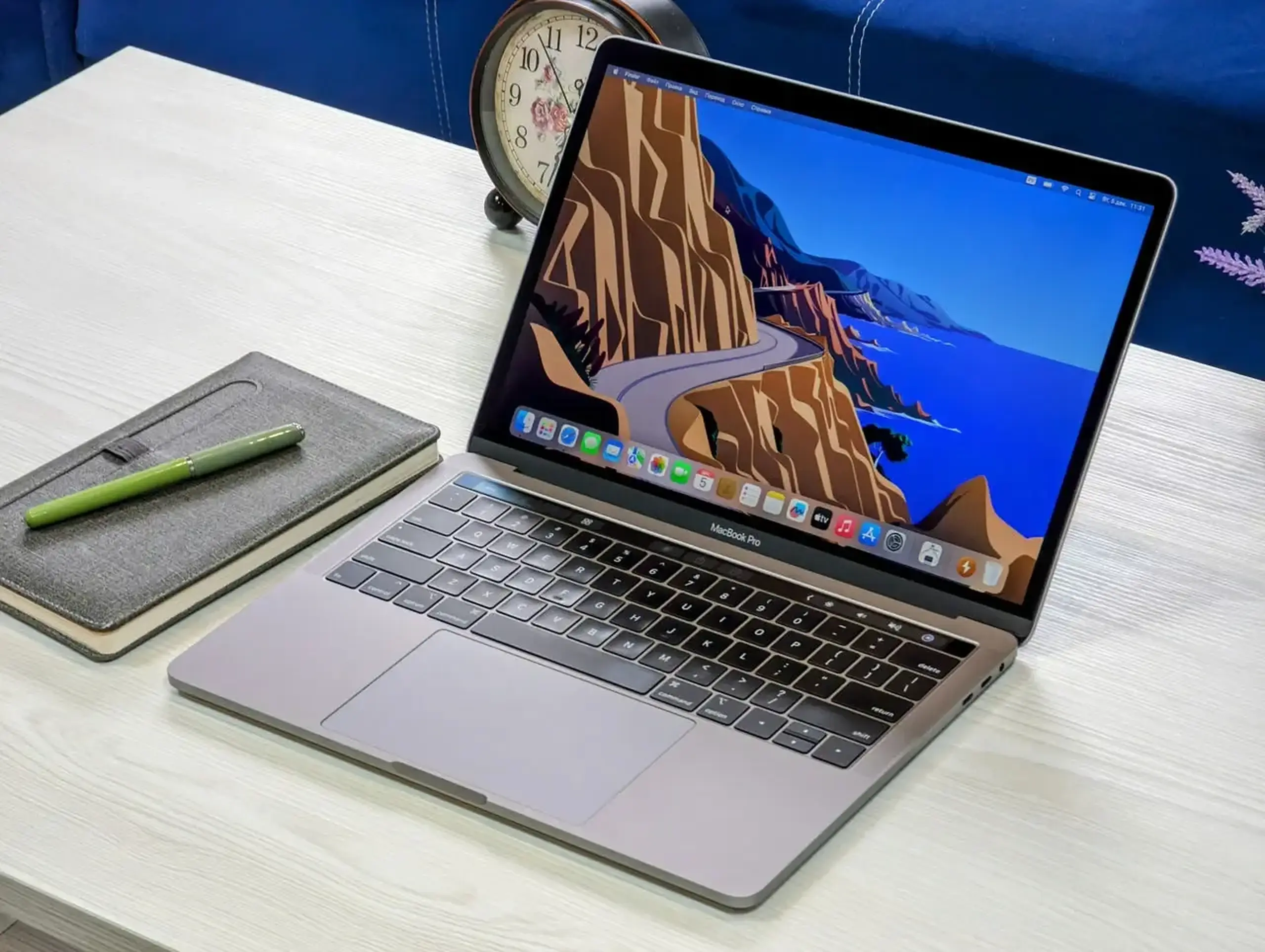 MacBook Pro 13 2020 | Core i5 8279U | 16Gb Ram | 512Gb | 13.3″ Retina IPS