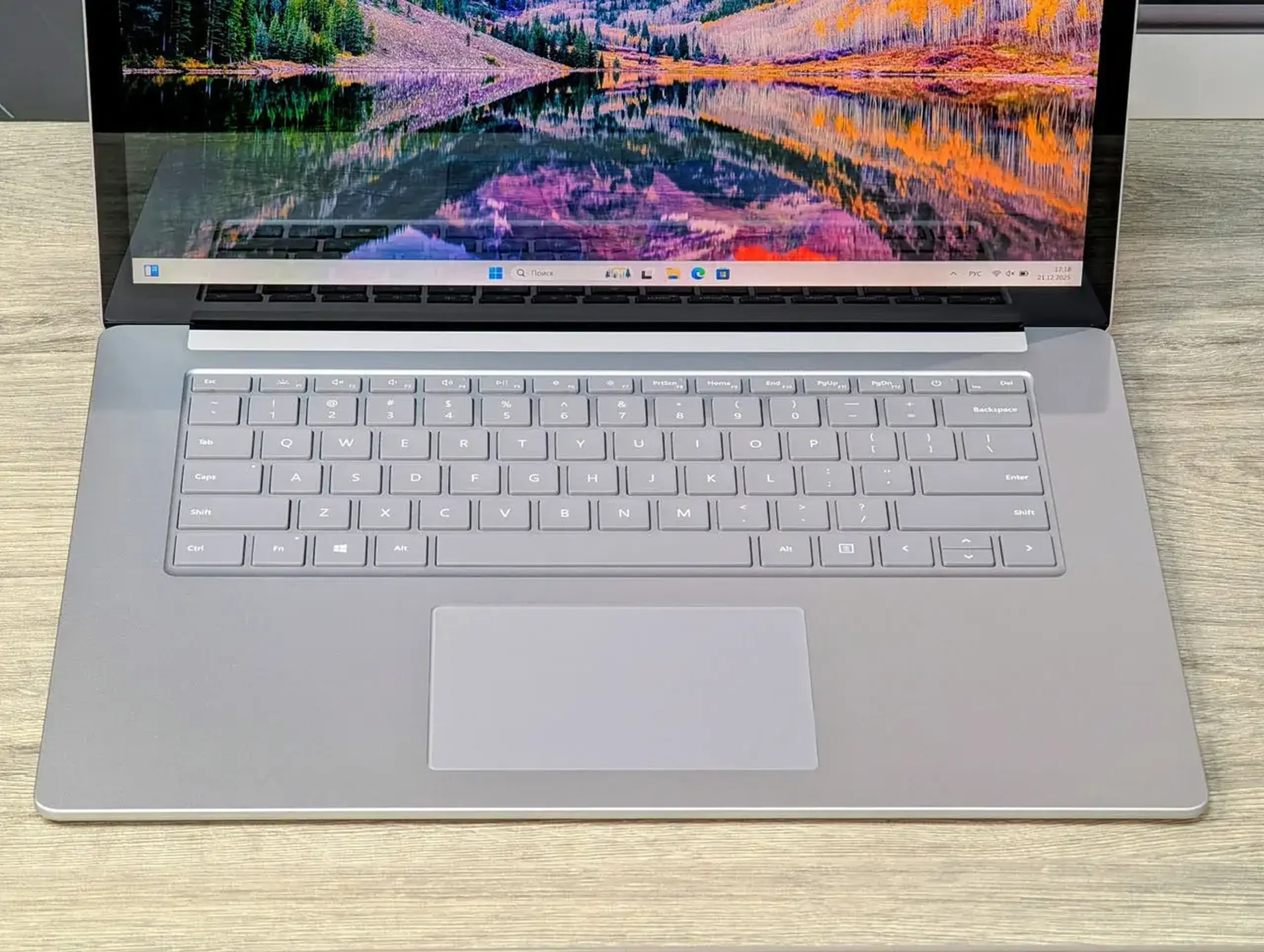 Microsoft Surface Laptop 3 | i7-1065G7 | 16GB Ram | 256GB | 15″ Touch
