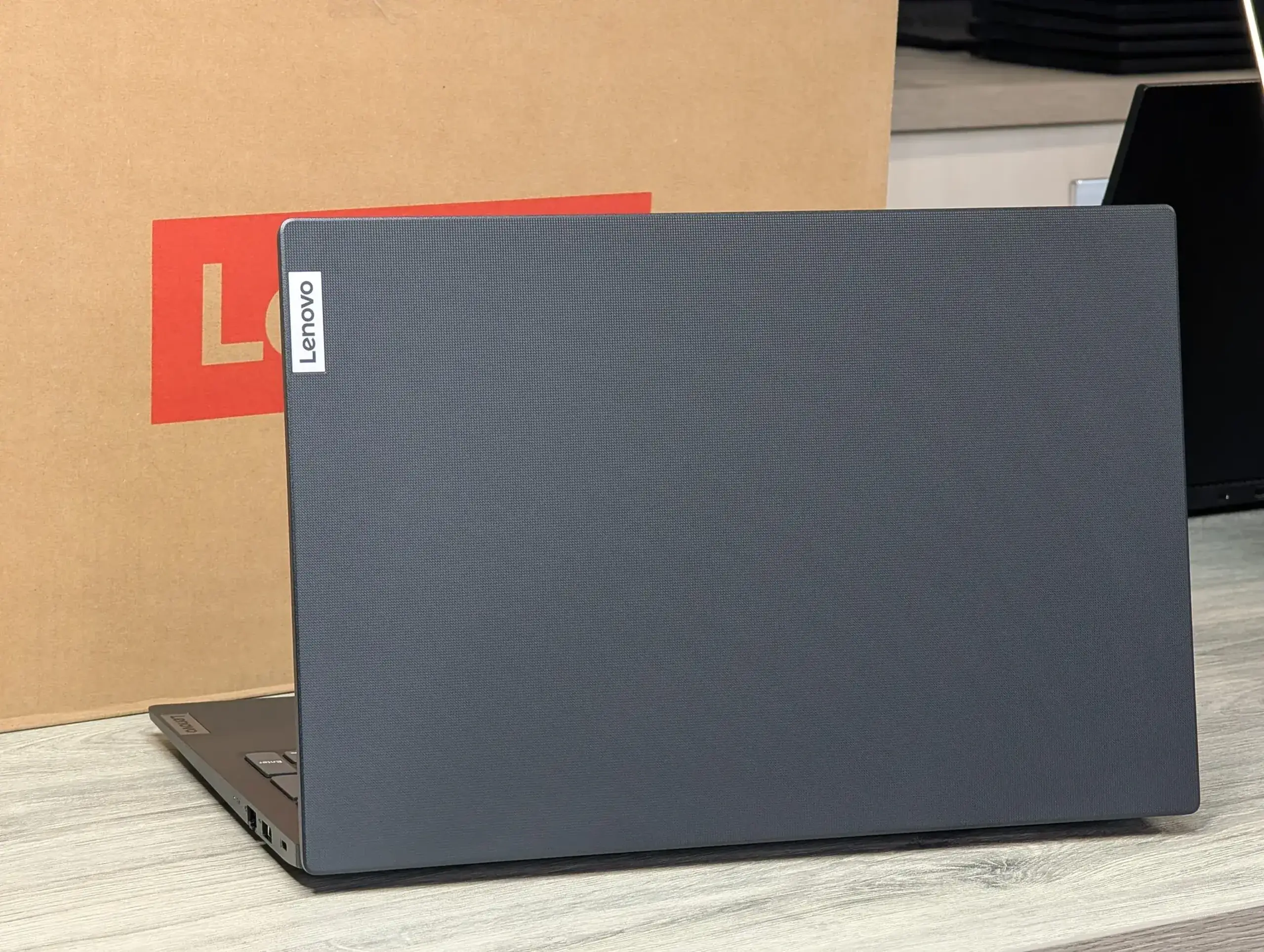 Nou! Lenovo V15 G2 IJL | Celeron N4500 | 8GB | SSD 256GB | Full HD TN