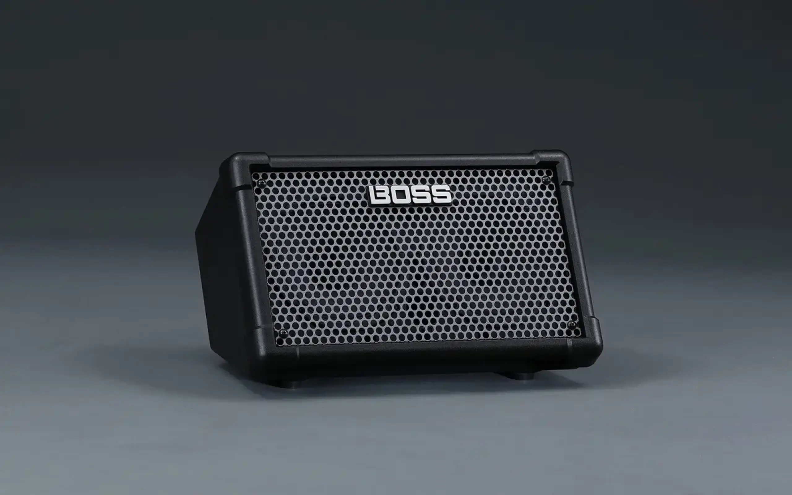 Boss CUBE-Street II