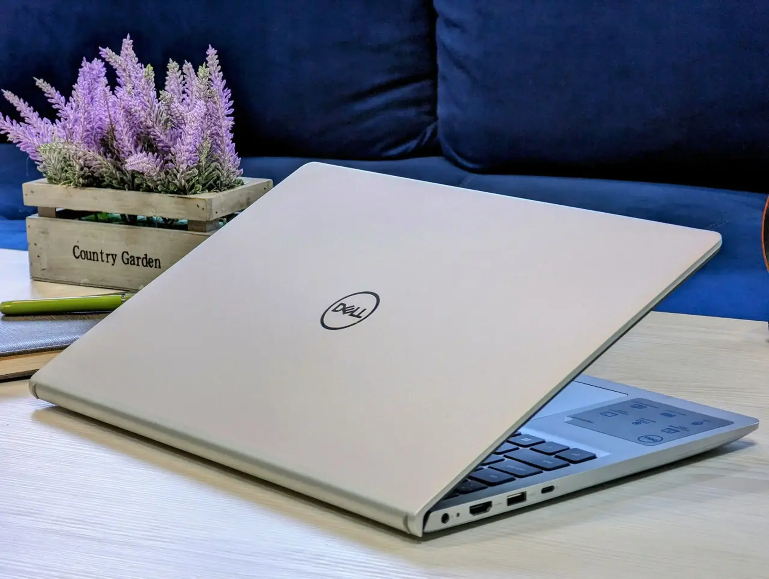 Dell Inspiron 15 3530 | i7-1355U | 16GB | 512GB SSD | 15,6″ Full HD 1920 × 1080, 120 Hz | Grade B