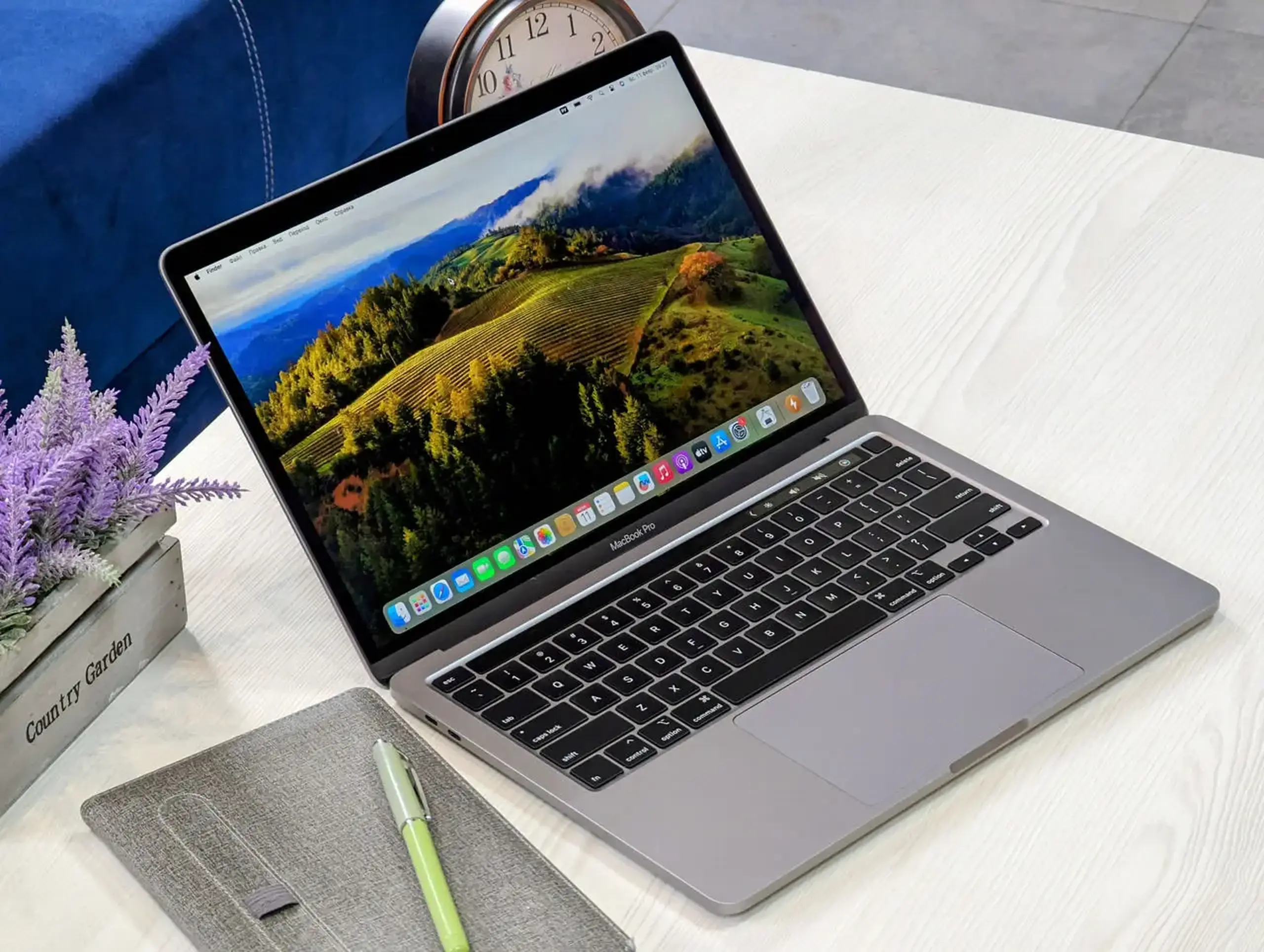 Apple MacBook Pro 13 (2020) | Core i7 2.3GHz | 32GB | SSD 512GB | 13.3″ Retina | Grade A
