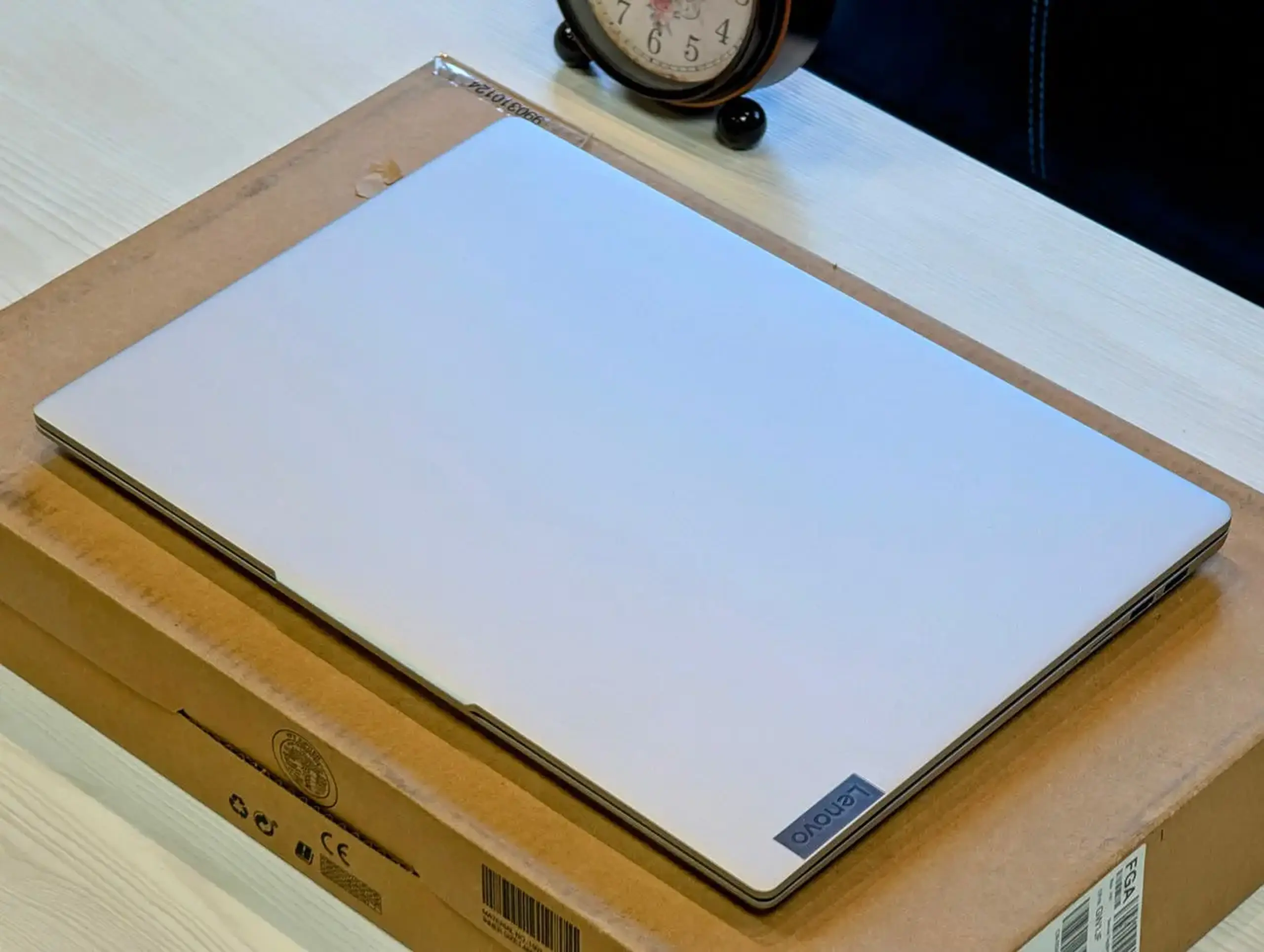Lenovo IdeaPad Slim 3 16ABR8 | Ryzen 7 7730U | 16GB | SSD 512GB | 16″ WUXGA